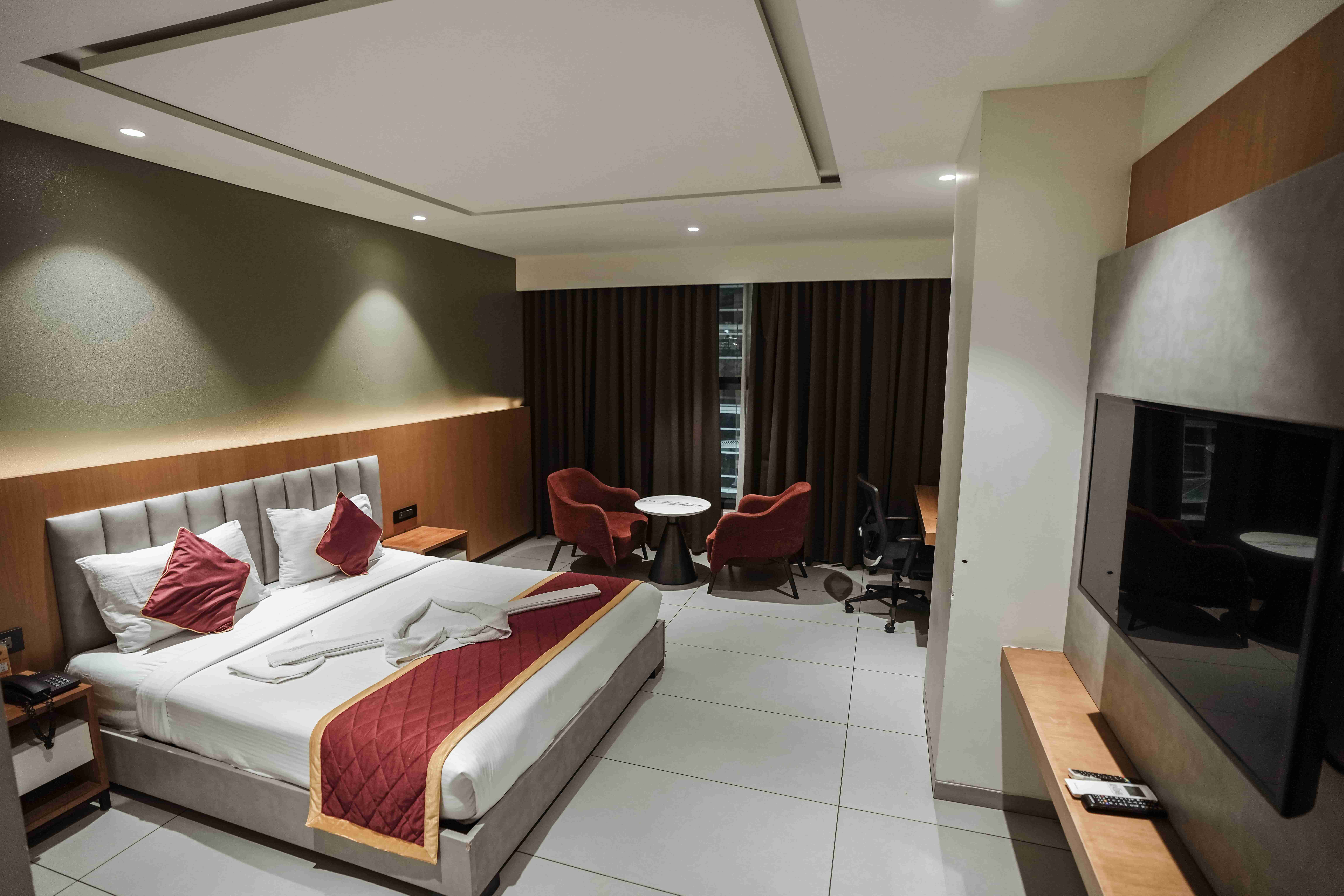 Best Family Hotels in Koti, Hyderabad – SVM Grand Hotels